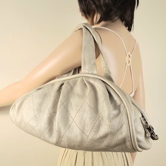 CHANEL Marais Le Bowler Quilted Beige Lambskin Leather Handbag - Picture 8 of 16